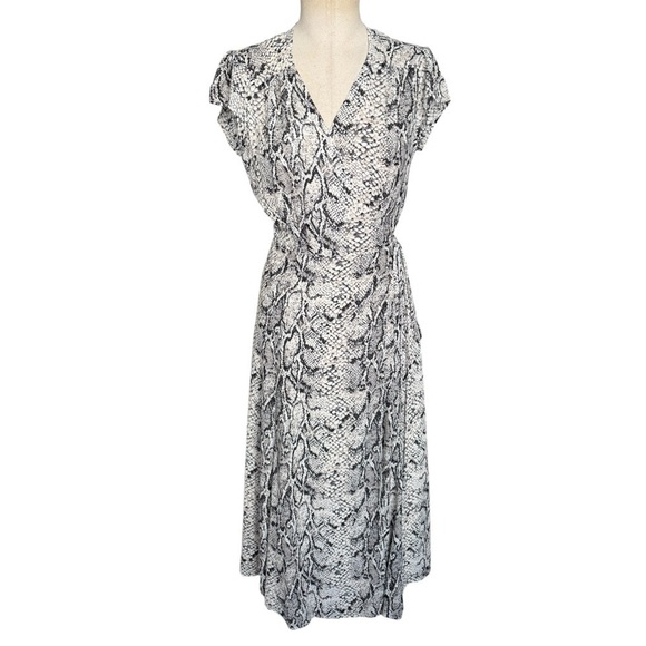 Reformation Carina Wrap Midi Dress in Rattlesnake Print - Picture 3 of 10